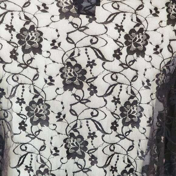Torrid Goth Sexy Lace Skull Cardigan - Picture 4 of 11